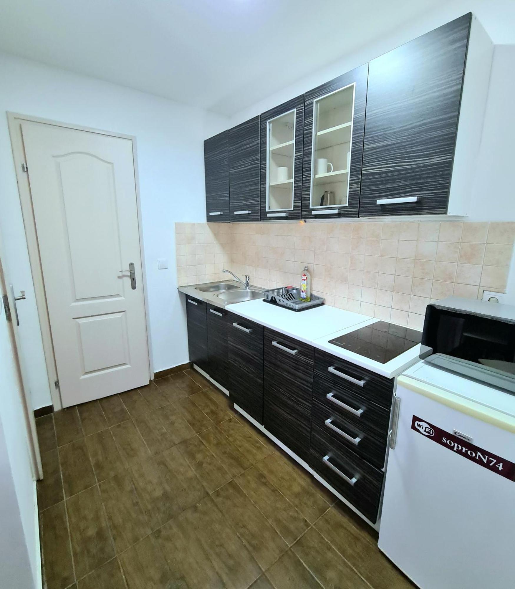 Marika Apartman Šoproň Exteriér fotografie